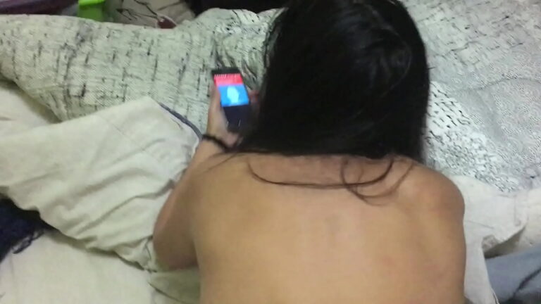 Habla por teléfono con su mama 10 Habla por teléfono con su mama