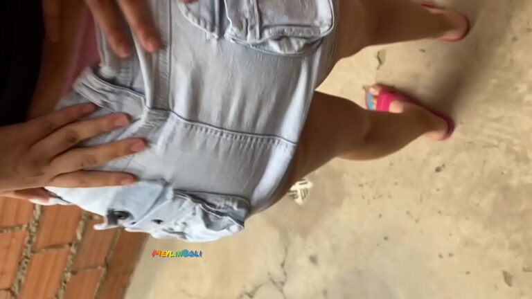 Vecinita latina afloja con su cuñado por despecho y le entrega el culito 7 Vecinita latina afloja con su cuñado por despecho y le entrega el culito