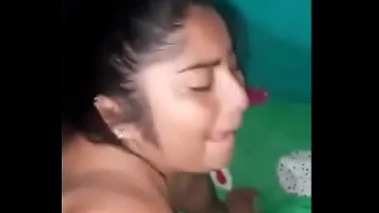 Cachando rico a morena; pero ella pide duro anal